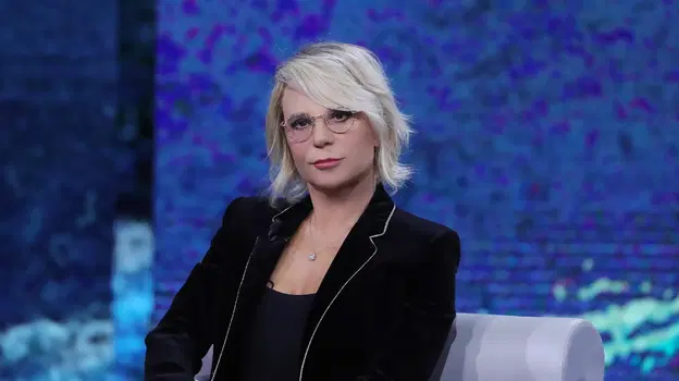 C’è Posta per Te in onda questa sera: la decisione sulla puntata di Mediaset 
