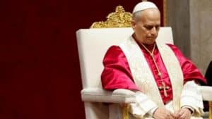 “Non è finita…”. Papa Leone operato al polmone, adesso l’annuncio dell’oncologa